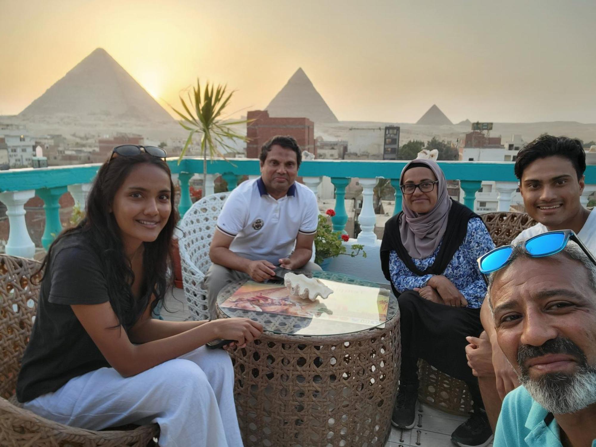 Pyramids Temple Guest House Kafret el-Gabal المظهر الخارجي الصورة